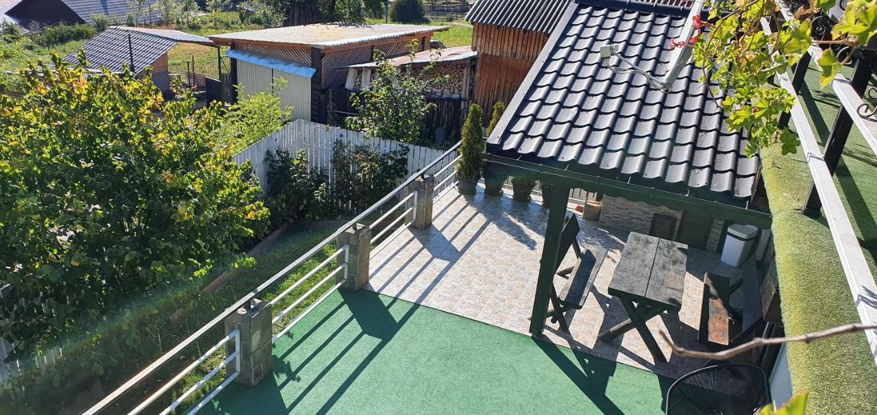 피아트라네암츠 Casa Yla 빌라 외부 사진