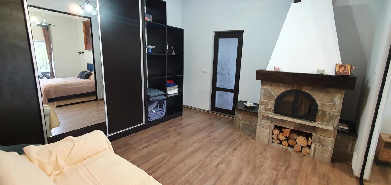 피아트라네암츠 Casa Yla 빌라 외부 사진